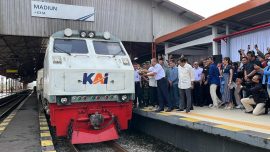 Uji coba bahan bakar B50 pada lokomotif kereta api oleh Kementerian ESDM di Lempuyangan Yogyakarta