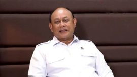 Kepala Badan Gizi Nasional Dadan Hindayana saat mengunjungi Sekolah Indonesia Jeddah untuk menjajaki program Makan Bergizi Gratis bagi anak-anak PMI.