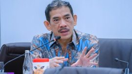 Asep Wahyuwijaya saat RDP Komisi VI DPR RI bersama Direksi Perumnas membahas transformasi Perumnas melalui perbaikan tata kelola dan budaya organisasi.