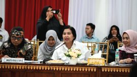 Anggota Komisi IX DPR RI Irma Suryani saat mengikuti Kunjungan Kerja Spesifik di Balikpapan dan menyoroti pentingnya penguatan jaminan pensiun BPJS Ketenagakerjaan.