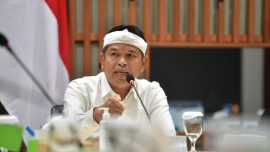 Gubernur Jawa Barat Dedi Mulyadi menyampaikan rencana kajian pinjaman daerah Rp3,4 triliun jika dana bagi hasil dari pemerintah pusat tidak cair hingga akhir 2026.