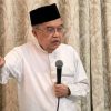 Jusuf Kalla meminta kepala daerah tidak hanya bergantung pada transfer APBN dari pemerintah pusat dan mendorong investasi daerah.