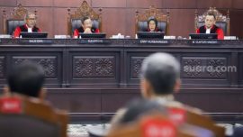 Mahkamah Konstitusi membacakan putusan gugatan syarat pendidikan Gibran Rakabuming Raka